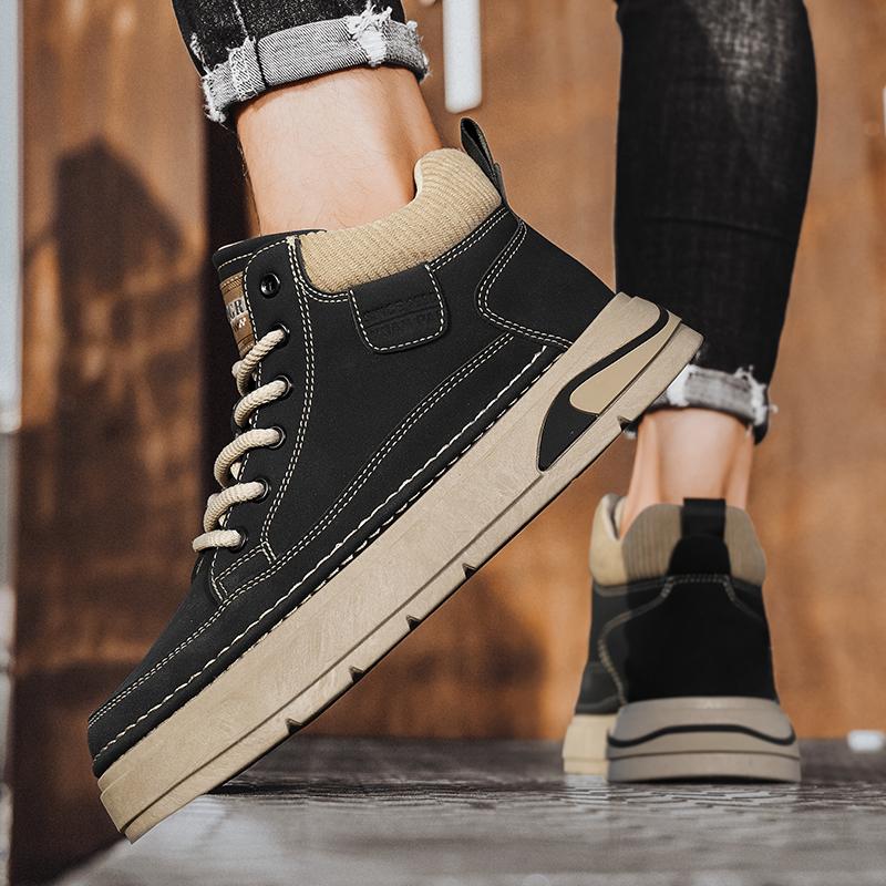 Neue Herren-Skateboardschuhe im klassischen Stil mit niedriger Spitze und dicker Sohle, bequeme Basketball-Sneakers mit weicher Sohle