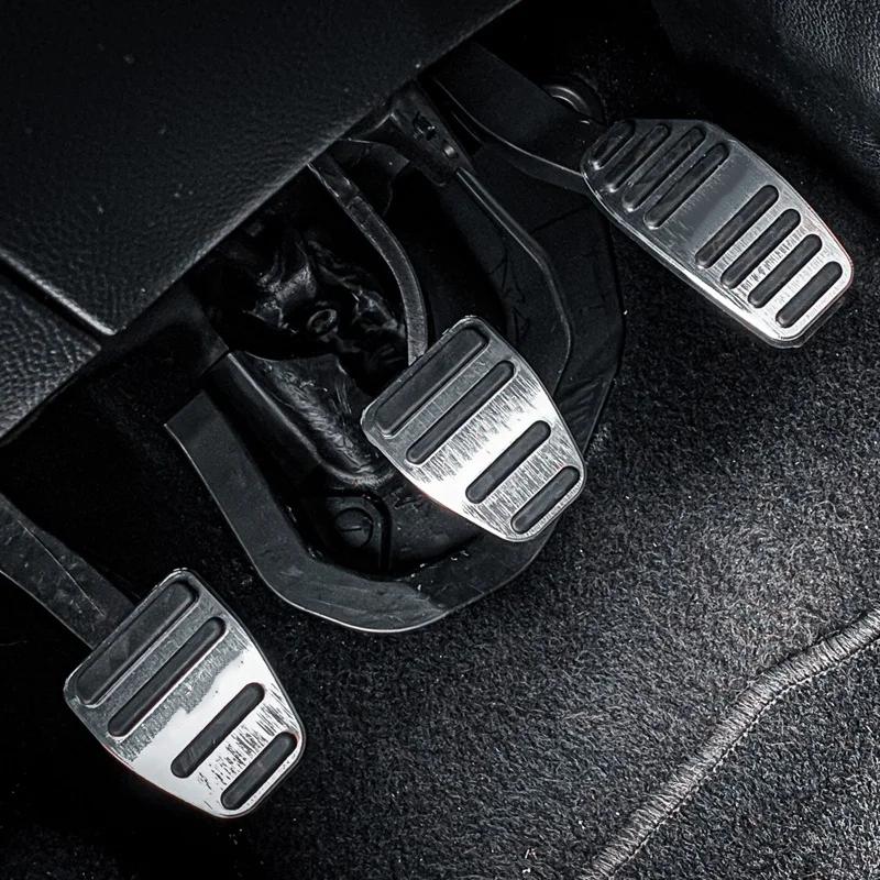 Pro Nissan Qashqai J11 Hliníkový MT Pedál akcelerátoru Plynový brzdový pedál Chrániče pedálů Interiérový stylingový doplněk do auta 2016 Do