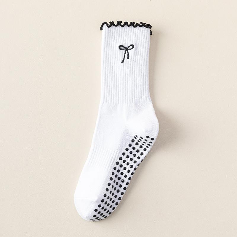 

Yoga Socks - Children s Style. Anti-slip, Sporty, with Pratiquilt Pattern and Embroidered Bowknots. Fitness Floor Socks. 1 pair