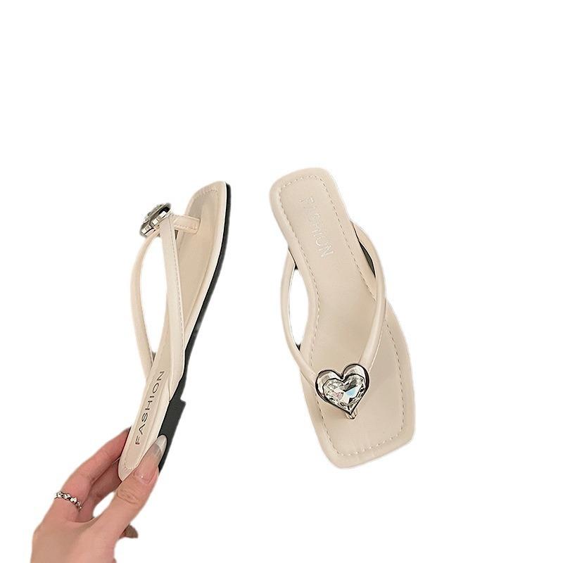 Flat-bottomed silver flip-flops women's shoes outer wear wholesale new summer soft-soled beach sandals