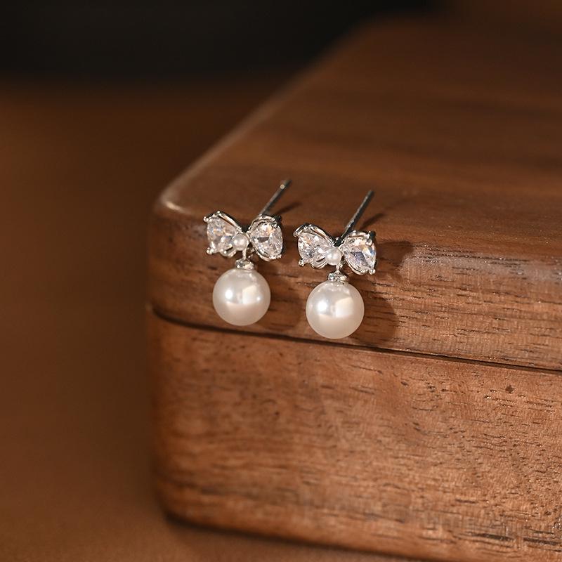 Cercei Exquiși cu Ciucuri de Perle și Fundiță - Modă Elegantă de Lux 2024 pentru Femei