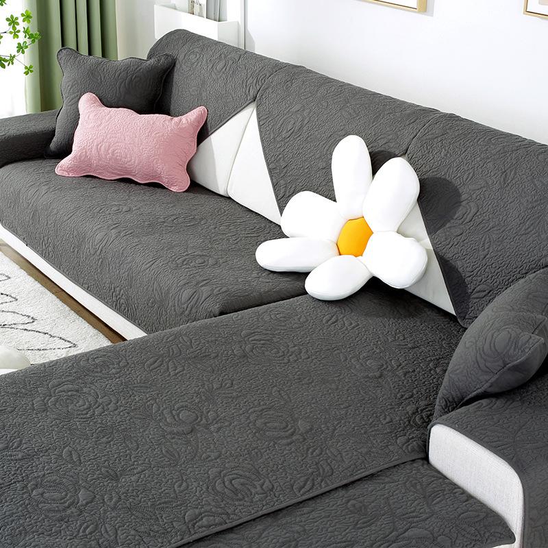 Универсальная хлопковая стеганая диванная подушка с вышитыми розами на все времена года — фото 6