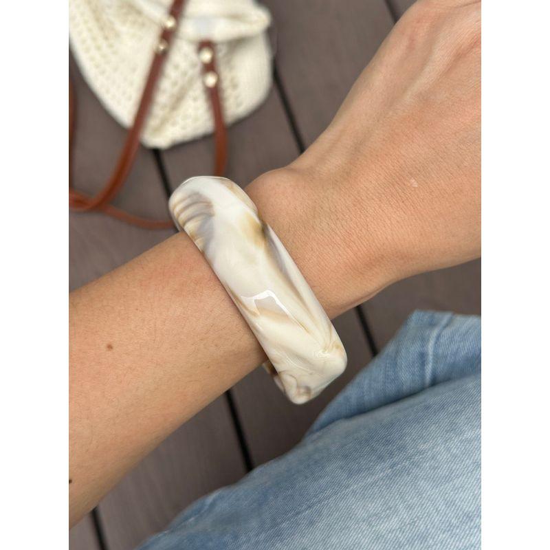 

European and American Style Pink Resin Open Bracelet, Irregular Geometric Gradient Resin Bracelet, Cross-Border Exaggerated Jewelry for Women Marble Circle