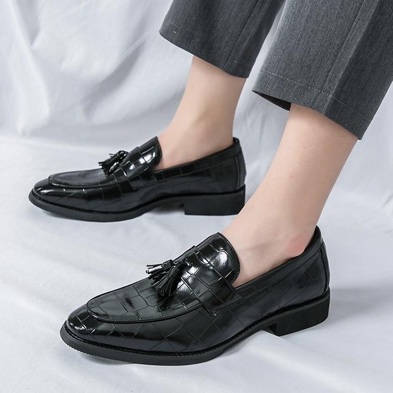 Fashion British Luxury New Designer Alligator Pattern Tassels Formal Shoes For Men Dress Wedding Prom Homecoming Zapatillas Hombre