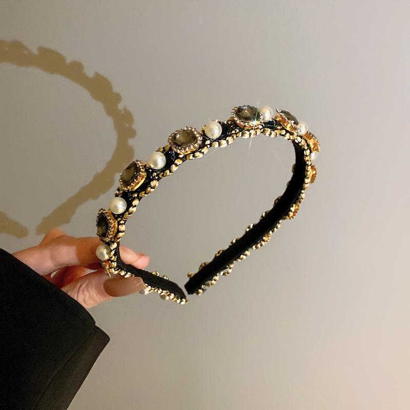 Rhinestone Pearl Korean Anti-Slip Headband: Fashionable, Versatile Hair Accessory for Women
