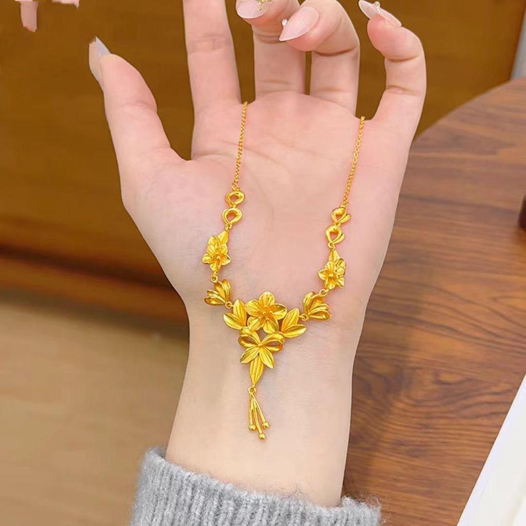 Gold Three-Life Flower Tassel Necklace: Exquisite Wedding Gift for Girlfriend