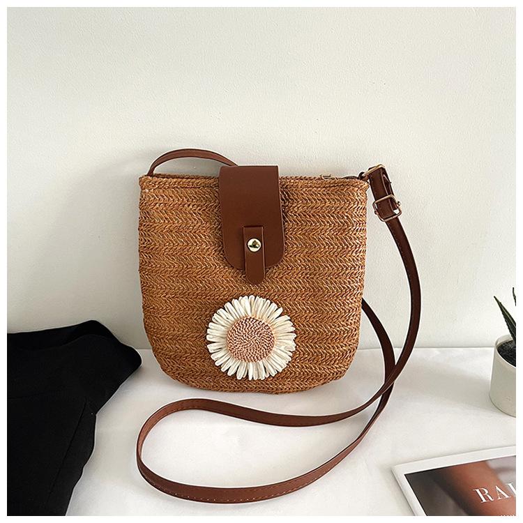 2025 Summer New Straw Bag Mobile Phone Bag Messenger Bag Fashion Foreign Style Niche Woven Bag