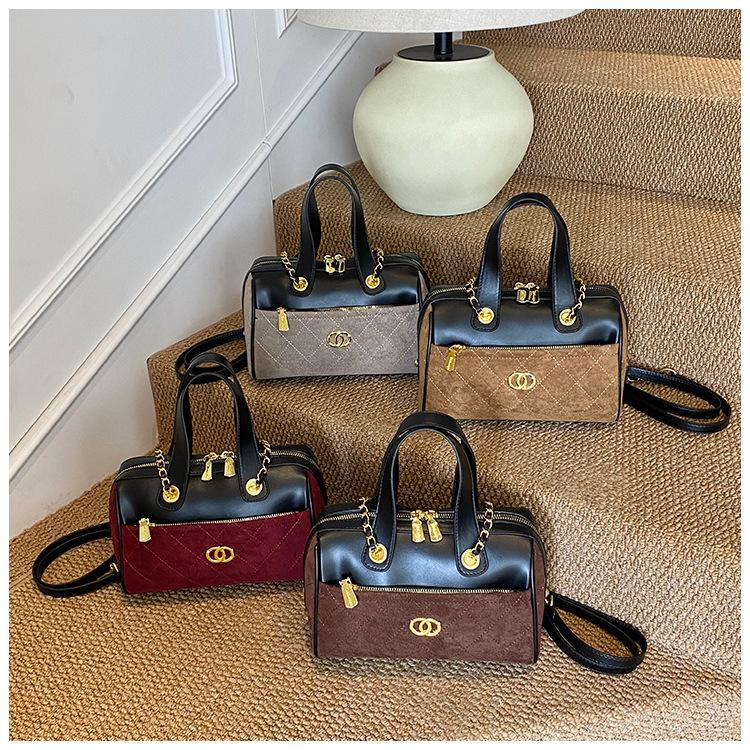 Rhombus Chain Bag Women's Large Capacity 2025 New Autumn and Winter Matte Retro Shoulder Messenger Bag Commuter Pillow Bag
