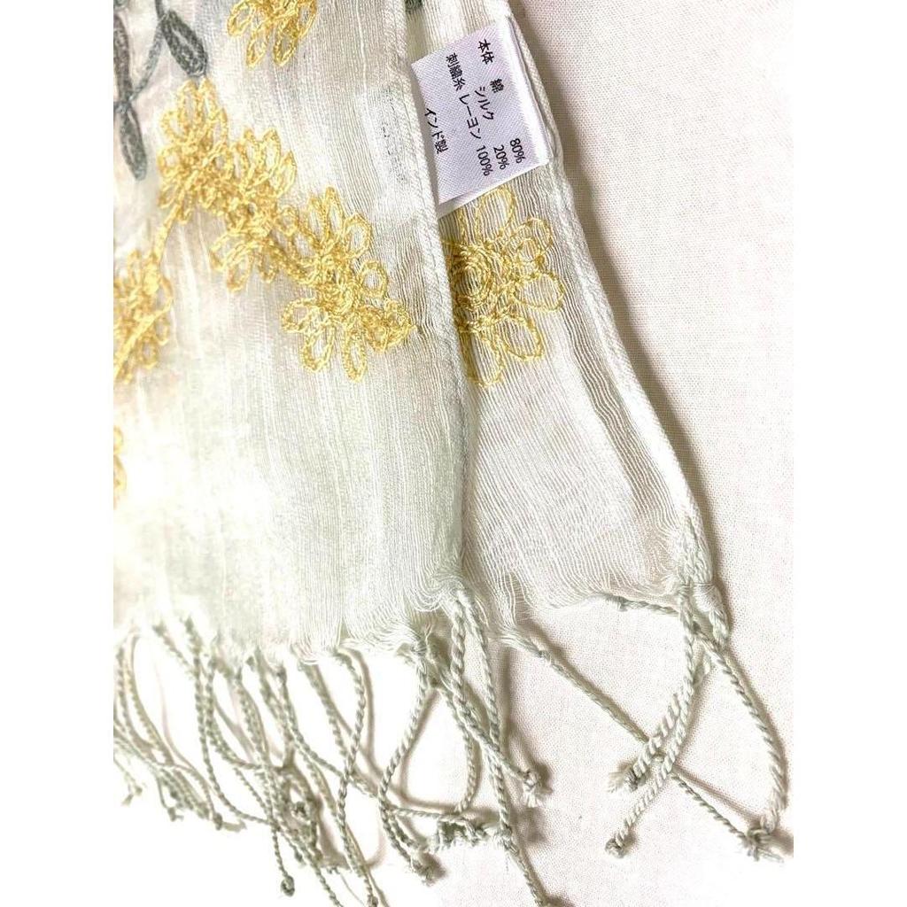 Used Indian Silk Cotton Lightweight Stole, Ari Embroidery, Hand-dyed, 1390, Green-Yellow, Spring/Summer, Mother's Day Gift