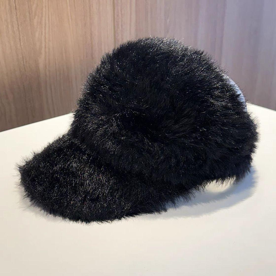 

Retro Short Brim Plush Baseball Cap Women s Autumn and Winter Cap Casual ONE SIZE чорний