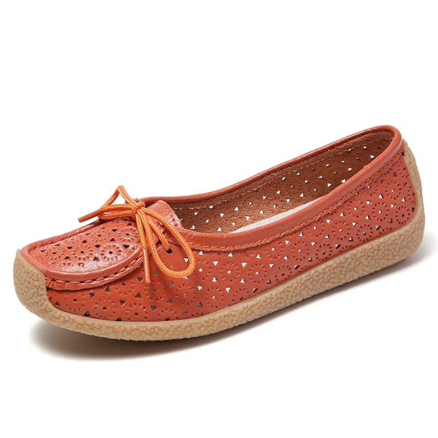 Women's Leather Large-sized Sandals, Summer Casual Flat, Lightweight, Perforated, Breathable and Anti-slip Loafers for Mothers