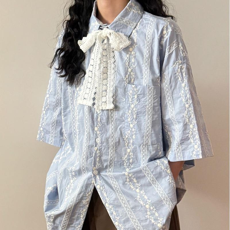 

Женские светло-голубые полосатые рубашки с короткими рукавами, кружевные блузки с завязками на шее, повседневные летние топы с принтом в природном стиле XXL небесно-голубой