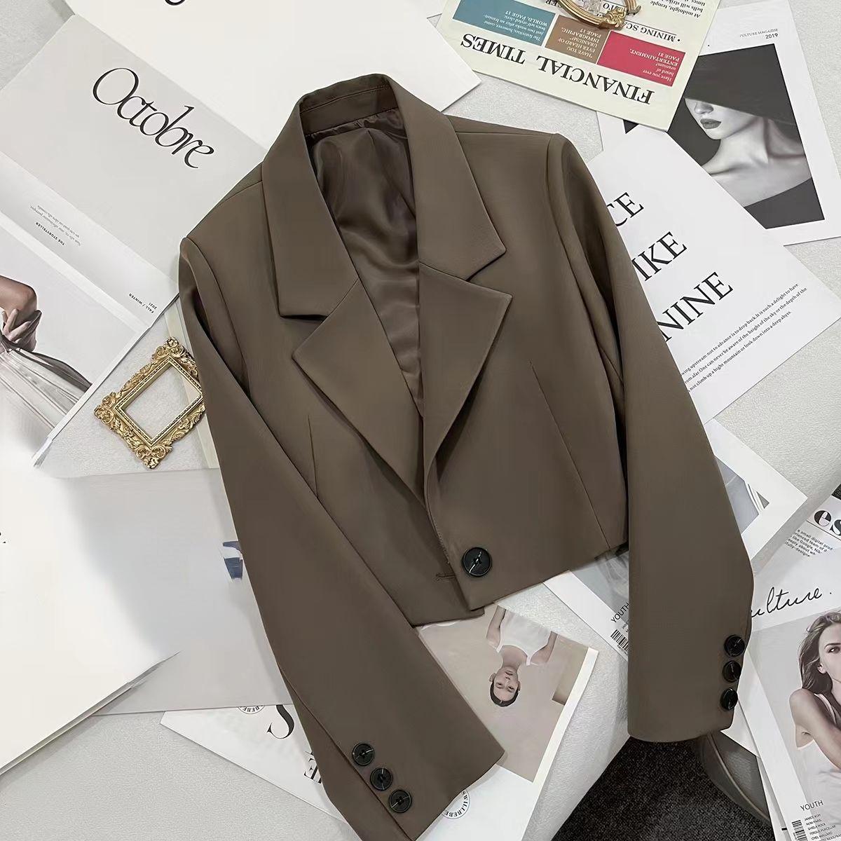 

Модное и простое женское однотонное короткое пальто с длинными рукавами XL кофейный