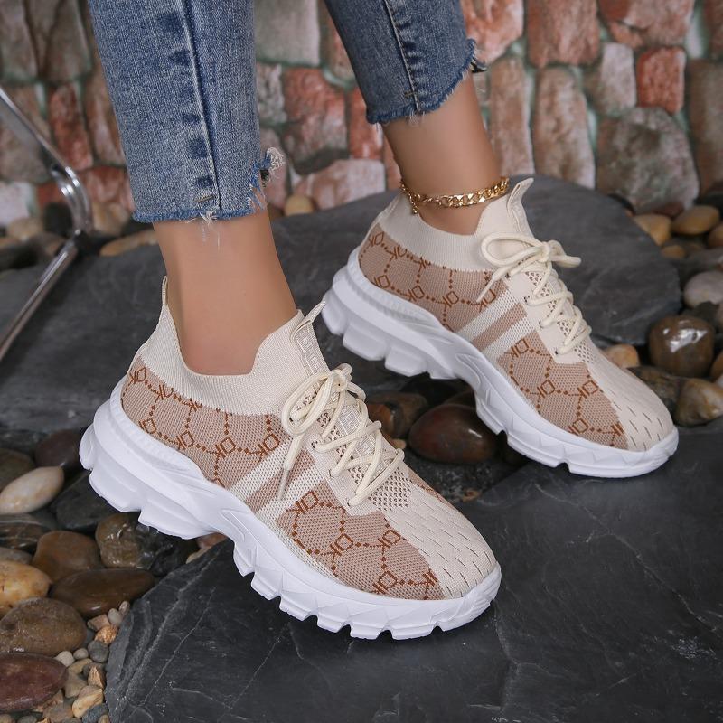 Fashion Hot selling soft and comfortable Thick Sole Casual Shoes for Women New Plus Women Shoes Retro Colors Sneakers Women 2025