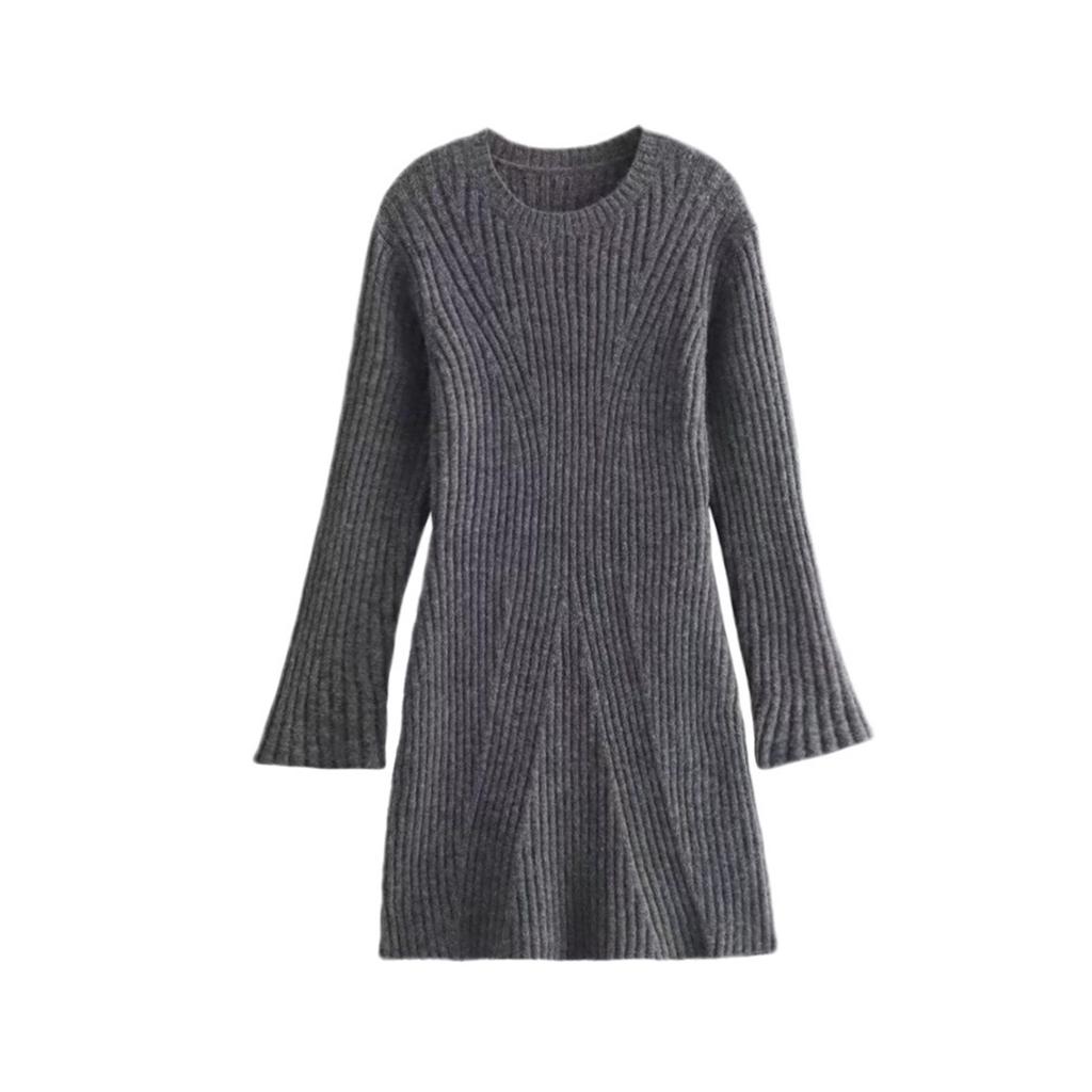 Dámské jednobarevné temperované šaty s volným svetrem a kulatým výstřihem