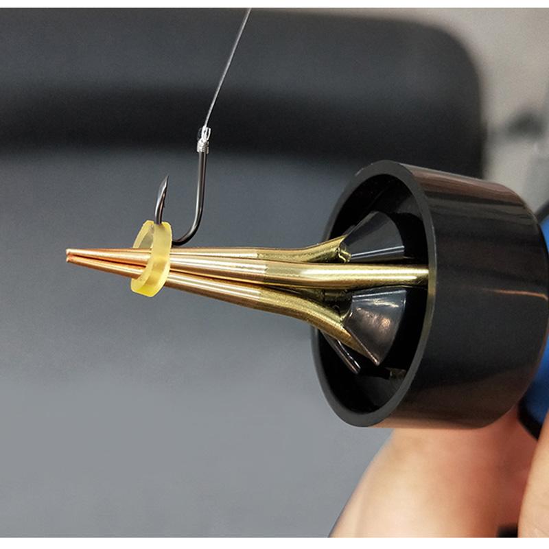 Red Worm On Bait Device Linked To Red Worms Web Earthworm Bloodworm Clip Live Bait Bundled Fishing Accessories Gear Supplies