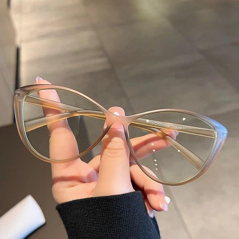 New Fashion Vintage Gradient Near Sight Eyeglasses Cat Eye Anti Blue Light Myopia Glasses Unique Women High-definition Glasses