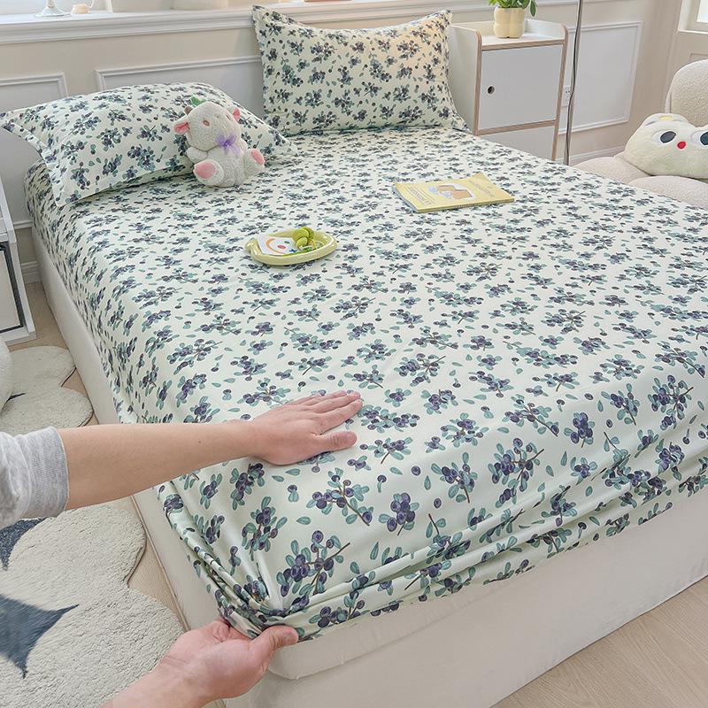Solid Color Washed Cotton Fitted Sheet with Non-Slip Design and Skin-Friendly Pillowcase