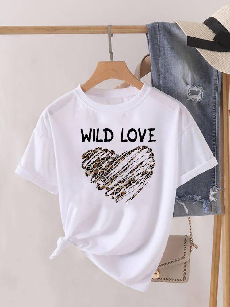Love Heart Print Clothes Graphic Tshirt Fashion Print Summer Unisex Trend Sweet Short Sleeve Lady Female Shirt Tee