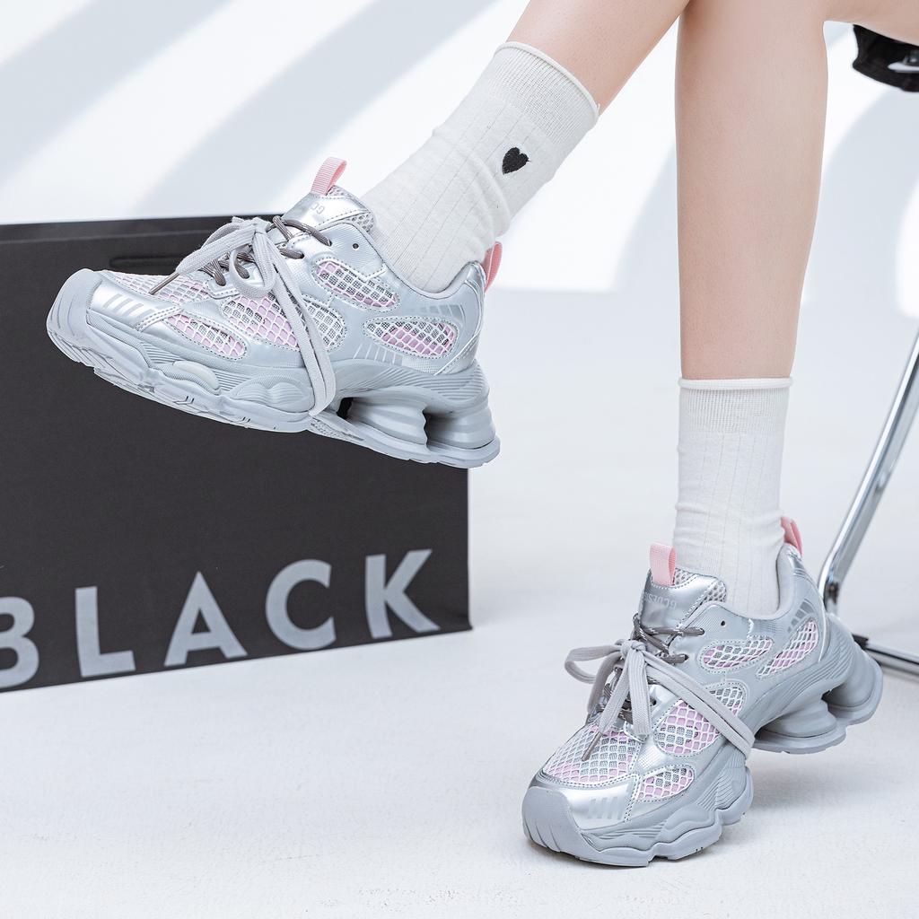 In the spring of 25, the new retro and old thick-soled heightening dad shoes for women's galaxy particles fashion trend casual shoes for women