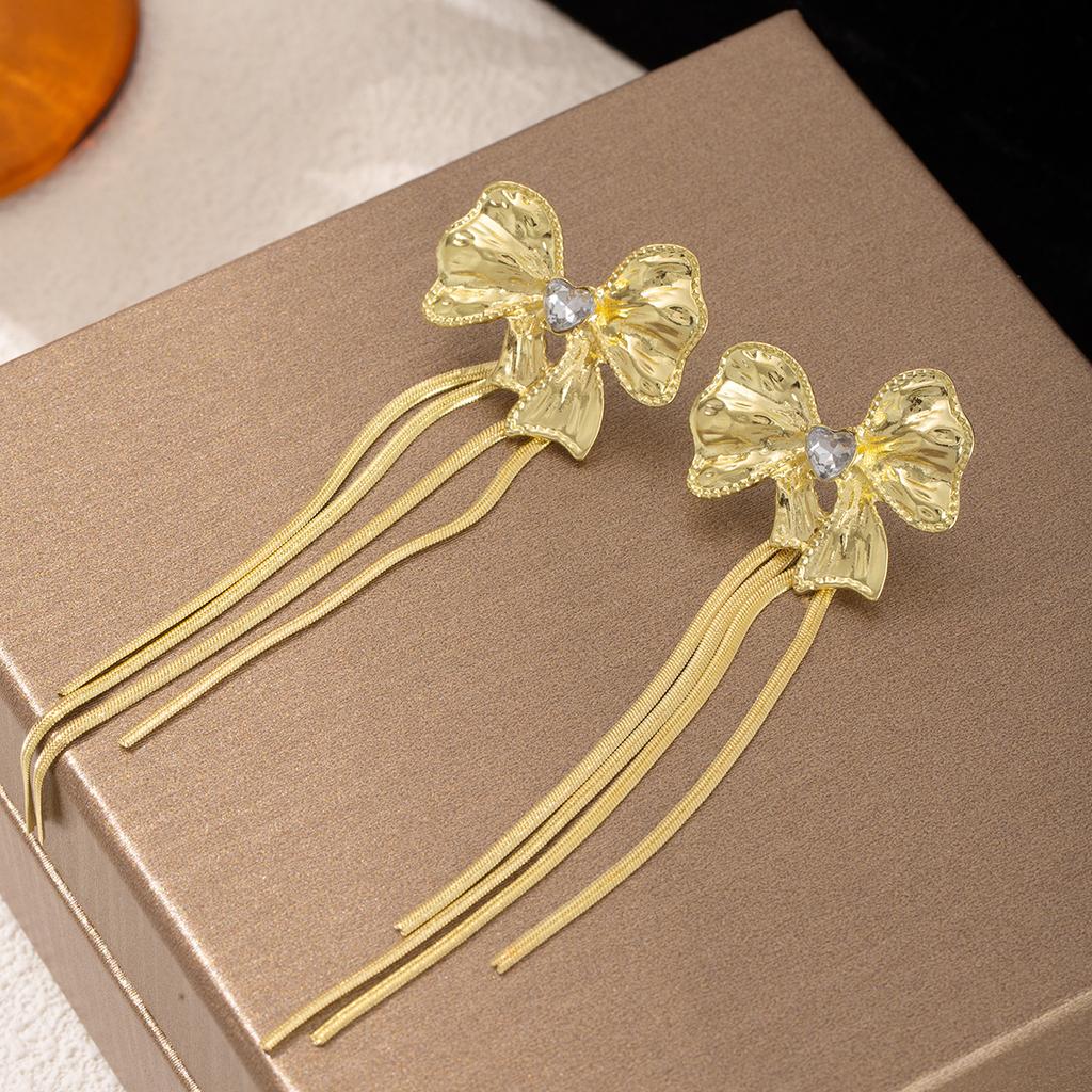 French Retro Diamond-Encrusted Bow Fringed Earrings, High-End Niche Exquisite Temperament Earrings