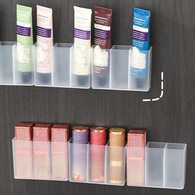 Joyero de pared con 3 compartimentos, autoadhesivo, para guardar artículos diversos, como lápices de cejas y pintalabios.