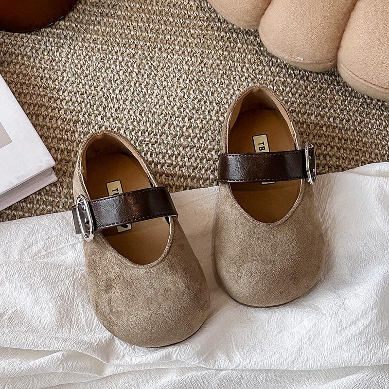 

Cute leopard print shoes for children2026Spring and Autumn New Soft Sole Velcro Solid Color Girls Leather Shoes Korean Style 23Inner Length14.5cm хаки
