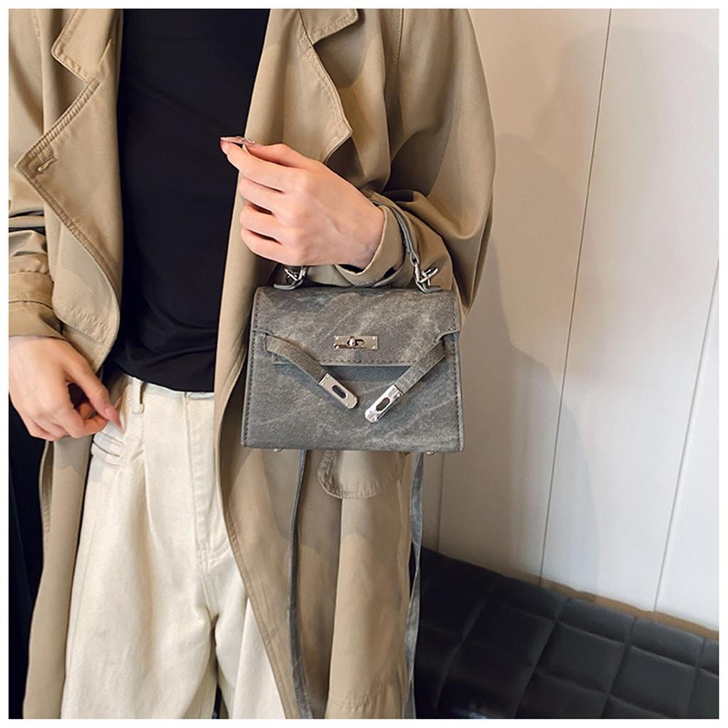 Retro Commuter Texture Lock Buckle Gentle Temperament Handbag Versatile Crossbody Lock Buckle Bag