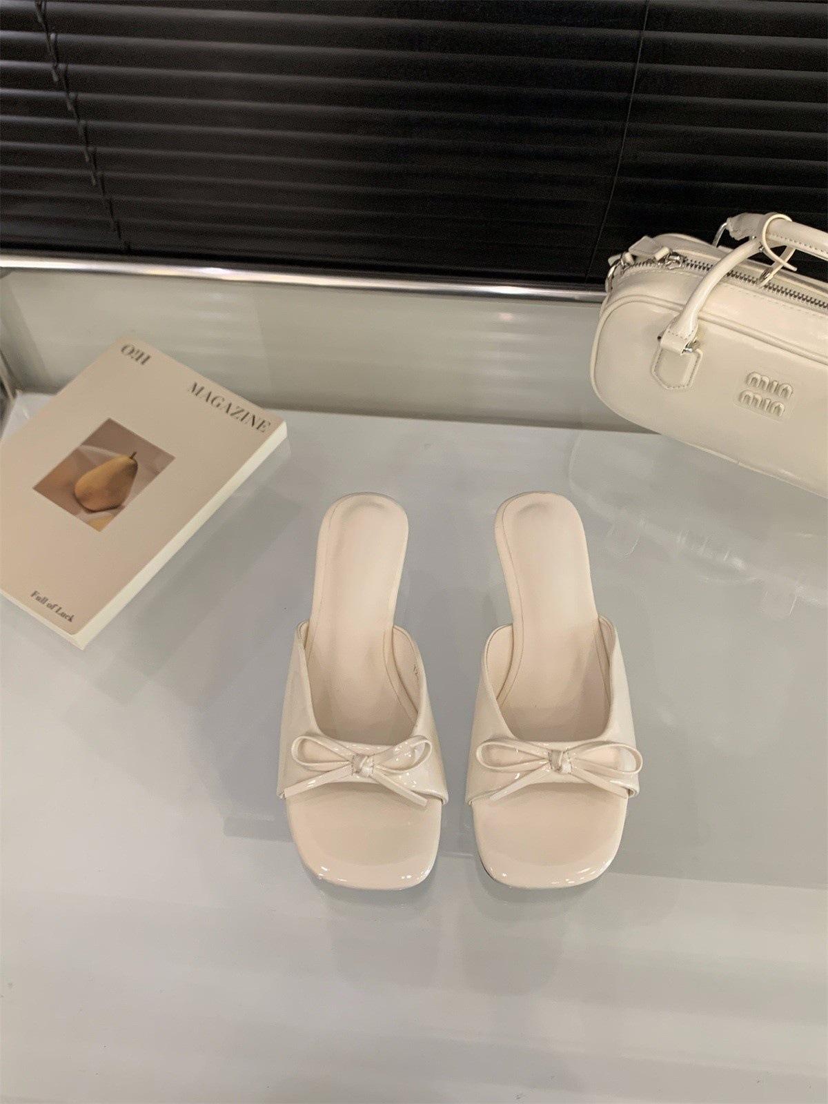 

Wedge heel bow nude French cool slippers women s shoes wear 2025 new summer skirt fairy sandals 35