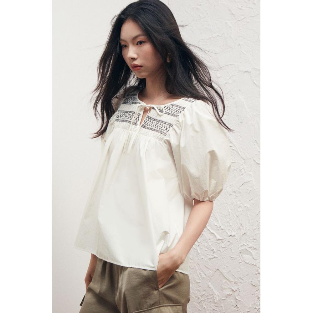 

H M eMbroidered Cotton Blouse wHite