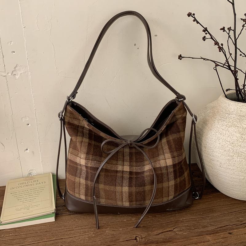 Women Retro Woolen Cloth Plaid Underarm Bag Maillard Color Shoulder Bag Tote Bag Large Capacity Backpack for Daily Travel Work