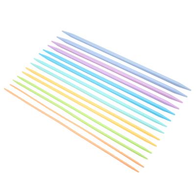 14 Stück Nadeln mit doppelter Spitze Komfortables ergonomisches Design Kunststoffmaterial Verschiedene Farben Doppelt