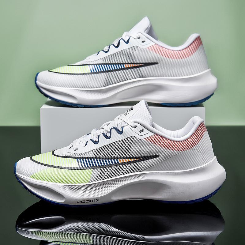 Summer new lightweight sports shoes breathable mesh casual shoes men s shock-absorbing running shoes 39