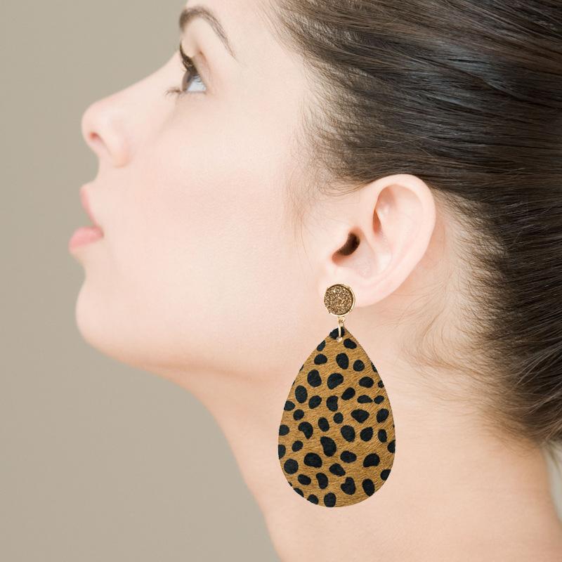 

Женские двусторонние серьги-капли с леопардовым принтом, титановая сталь, циркон, кристалл, капля воды, стиль, конский волос, кожа, богемные украшения для ушей
