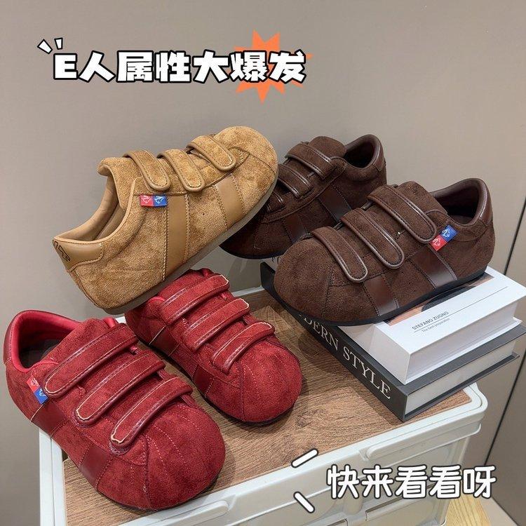 2025 new matte leather Velcro Kapibara big head casual board shoes Dexun shoes flat single shoes women