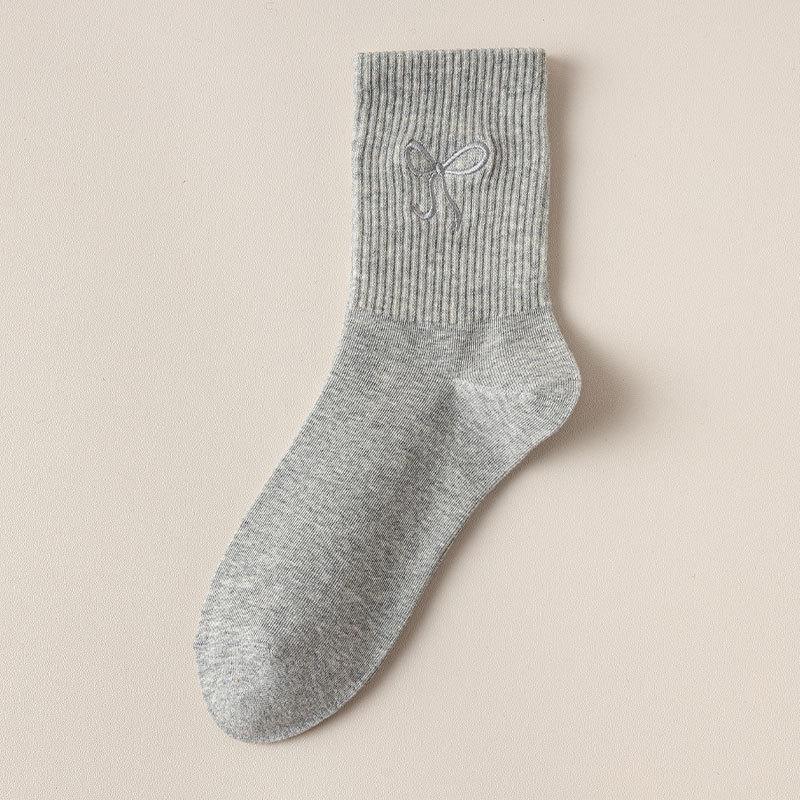 Ladies Spring and Autumn Embroidered Bow-moon Balletted Wind Tube Cotton Socks