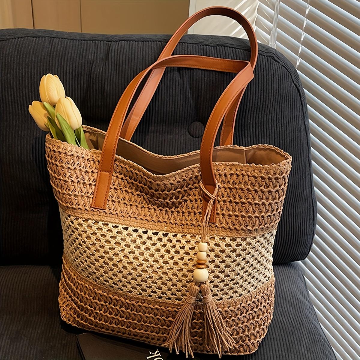 

Вместительная богемная плетеная сумка-тоут двухцветная бежево-коричневая в ретро-стиле для отпуска и путешествий хаки