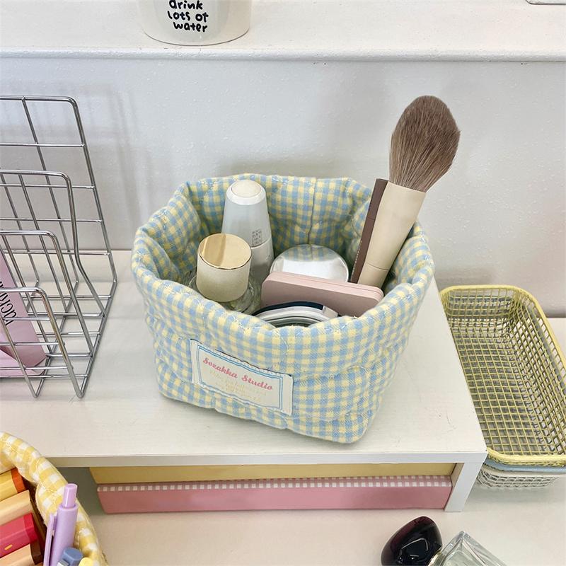 1 open storage bag for cosmetics and miscellaneous items printed cloth bag soft mesh 12*10cm