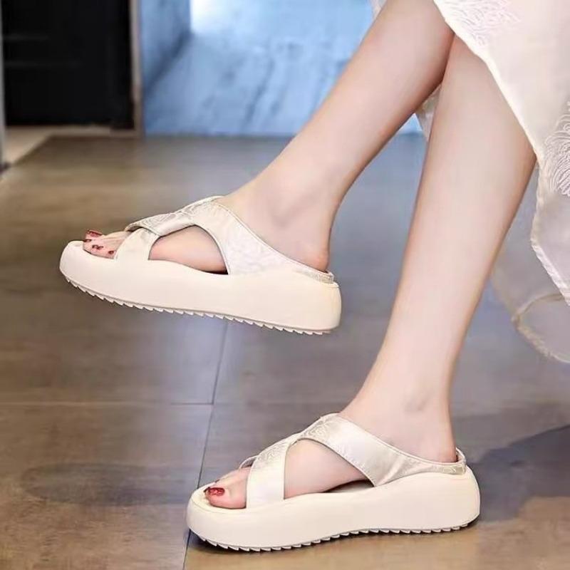 Beyond sandals women's summer wear new thick-soled casual beach sandals lazy fashion one-word drag