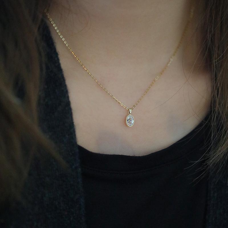 14K Gold-Plated Sterling Silver Necklace with Oval Emerald Pendant - Luxury Clavicle Chain for Women