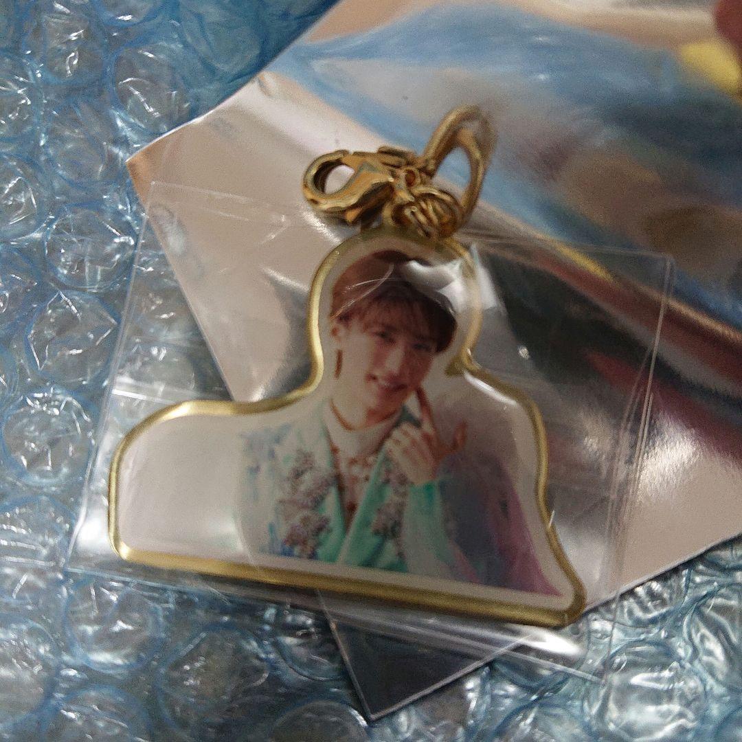 

[USED] M!LK Yamanaka Jutaro Metal Charm Kaedama Mercari Delivery