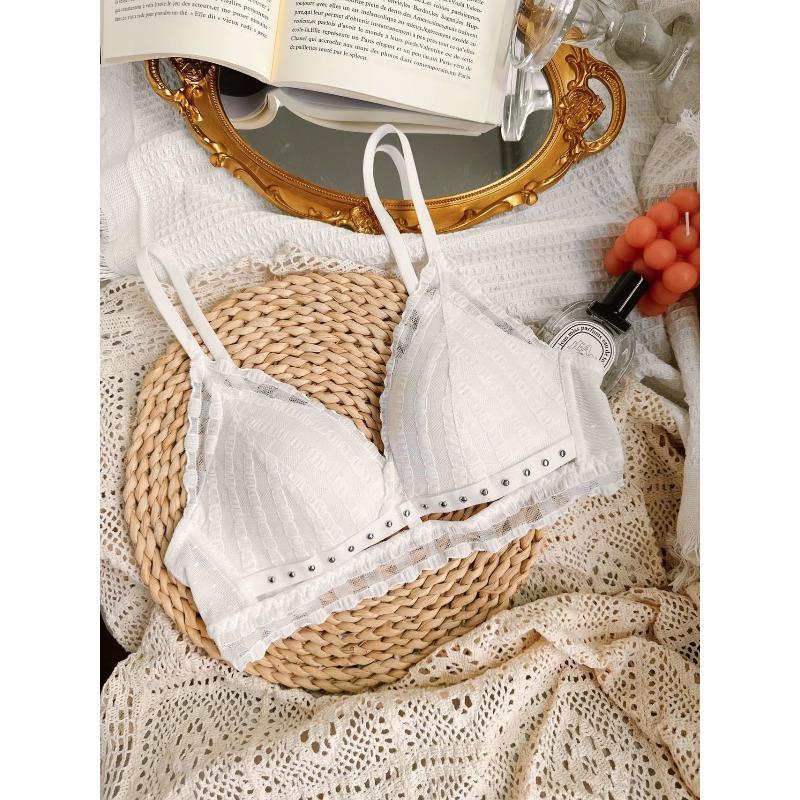 One-piece underwear triangle cup sexy gathering lace bra bra beautiful back chest pad
