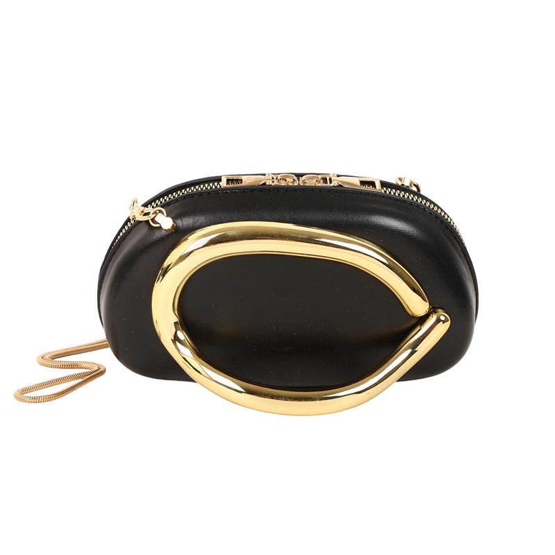 

One shoulder hand holding women s bag solid color large capacity women s new trendy metal handle personalized dinner chain