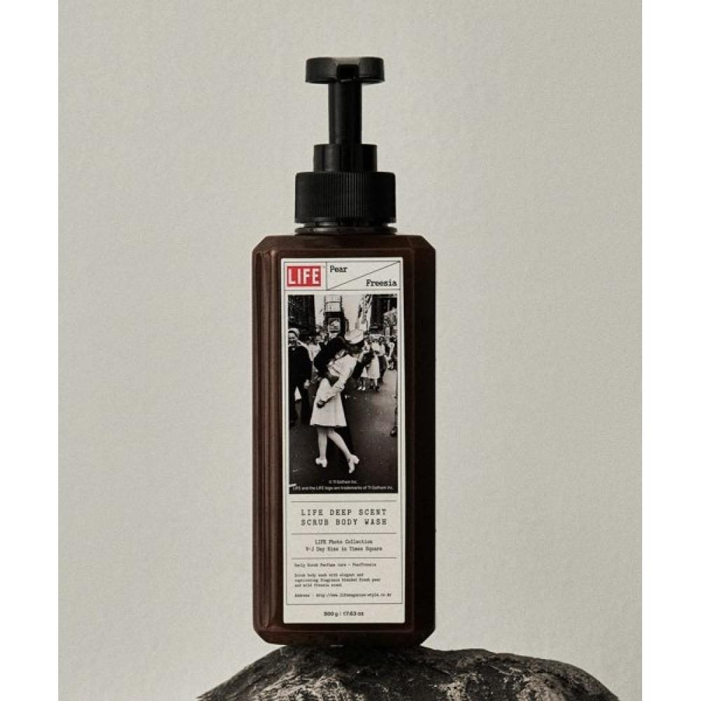 Life Usa Deep Scrub Body Wash Fair Freesia Kiss In Times Square 500ml NONE