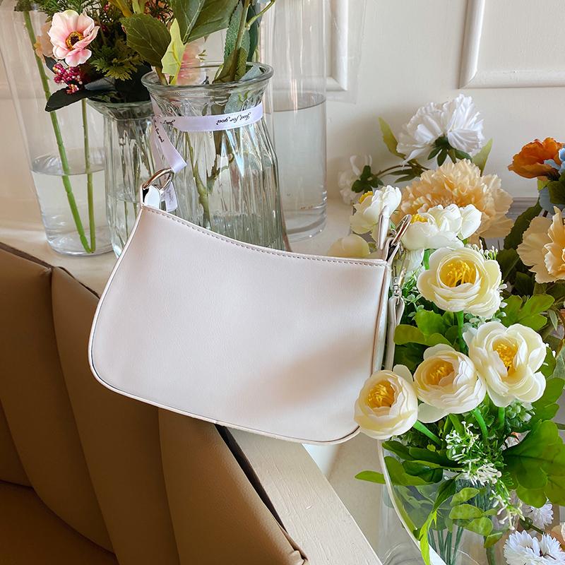 

Новейшая Мода Женская Роскошная Сумка из Искусственной Кожи Простая Сумка на Плечо с Цепочкой Под Мышку Женская Повседневный Дизайн Сумки-Тоут Кошелек-Мешочек