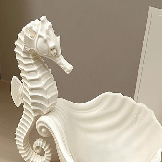 3D Printed Sea Horse Jewelry Display Stand with Shell Matte White Dual-Use Ornament