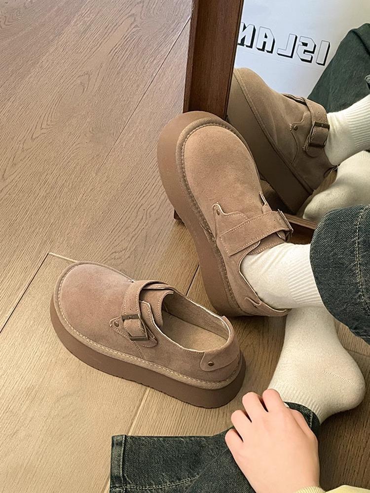 Retro women's spring and autumn new models, one-pedal thick-soled heightening soft-soled Doudou shoes for children