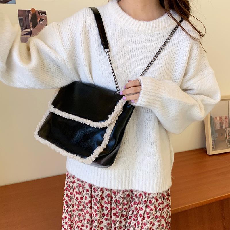 Lamb Fur Bag for Women In Autumn and Winter New Fashion Korean Version Retro Wandering Bag Versatile Ins One-shoulder Crossbody Bag