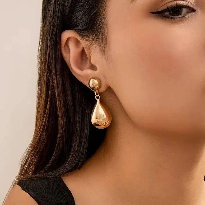 Elegant Water Droplet Pendant Earrings for Women Trendy Charms Large Drop Earrings Female Accessories 2026 Fashion Jewelry Girls