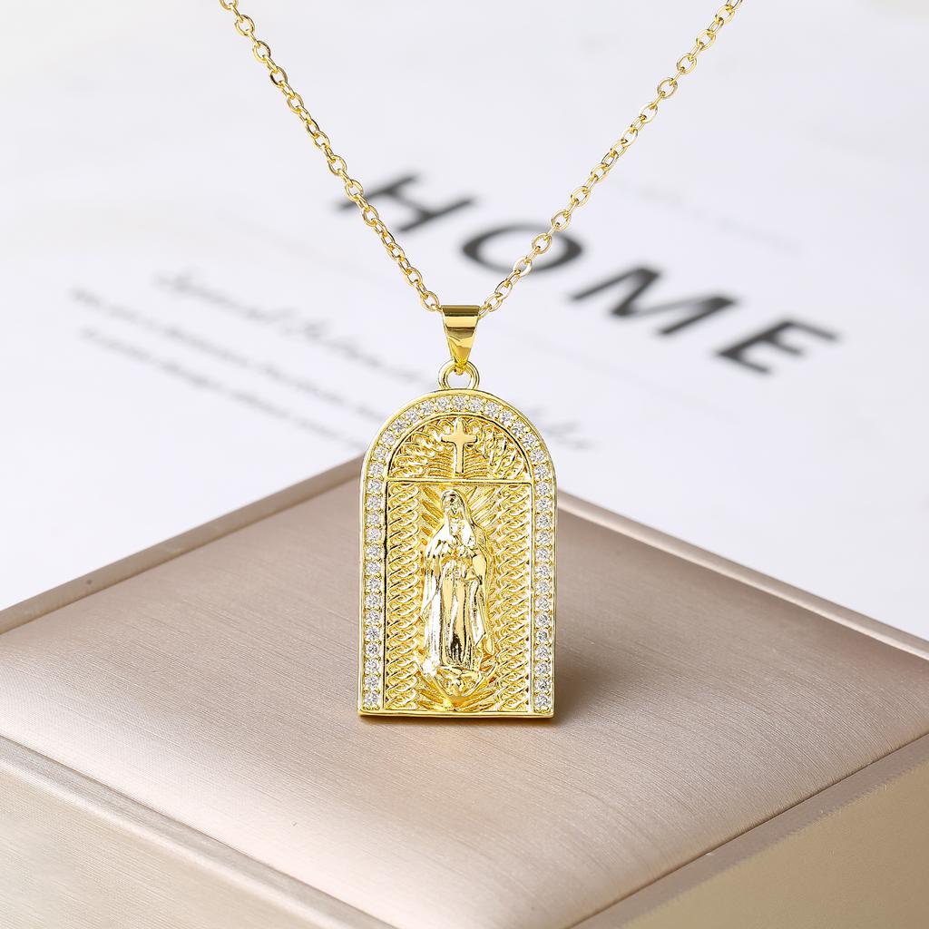 New Arrival Religion Moon/Arch Shaped Virgin Mary Jesus Zirconia Pendant Necklace Elegant Vintage Charm Jewelry Gift for Women